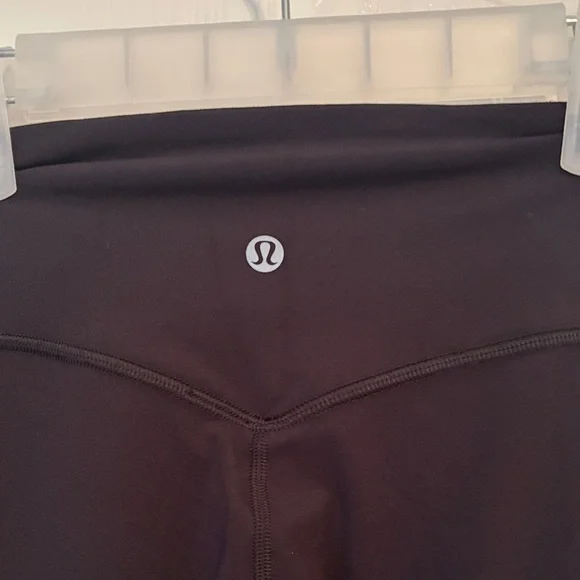 Lululemon Women’s Black Align High Rise Joggers size 4 - Picture 6 of 7